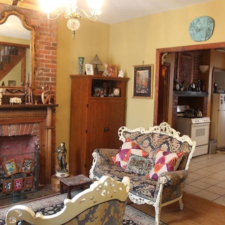New York Homestay นูวาร์ก ภายนอก รูปภาพ